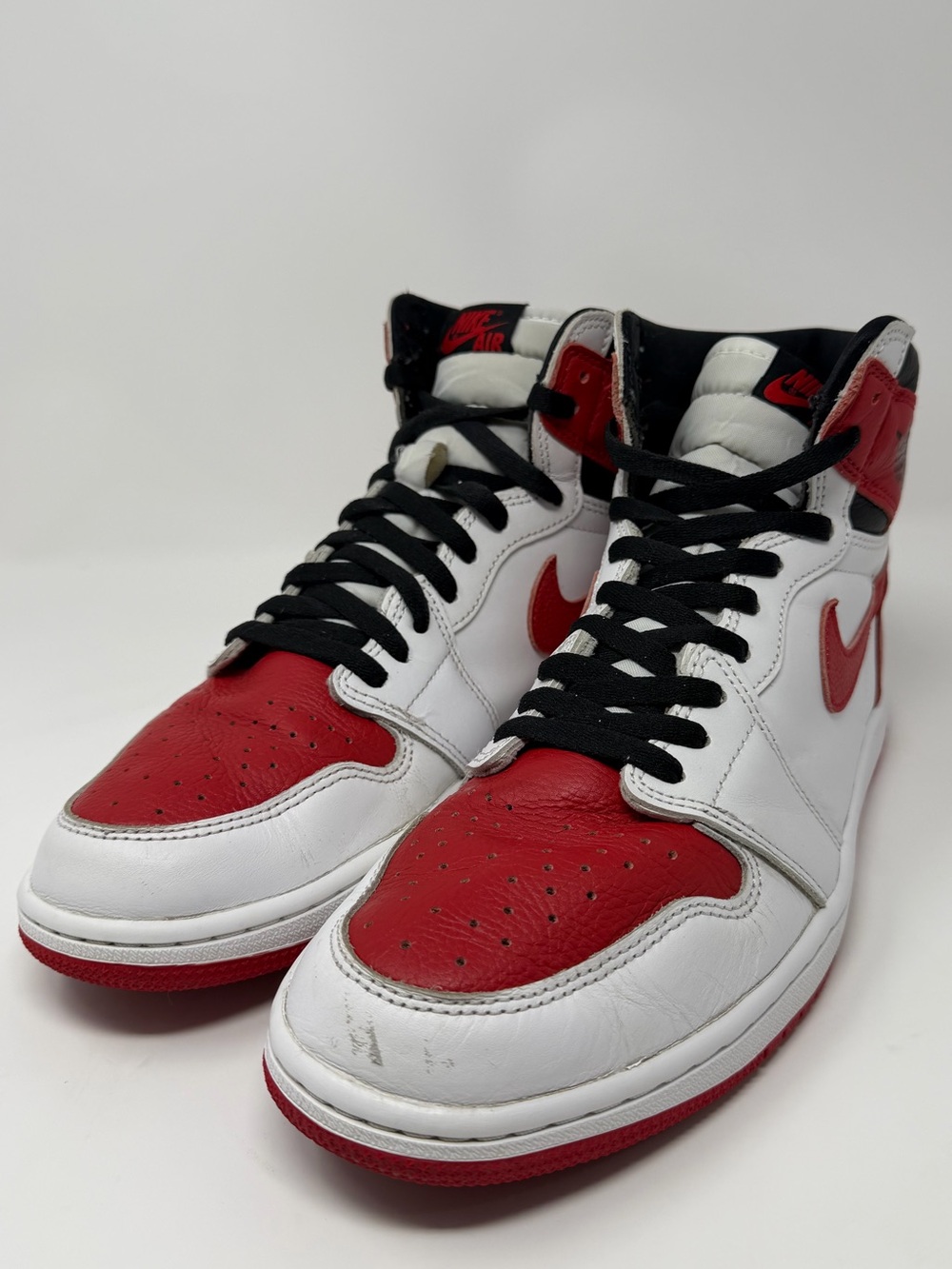 Nike Air Jordan 1 Retro High OG - White/Red/Black Sz.11.5